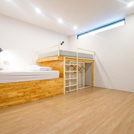 Paknap Hostel Нан Екстериор снимка