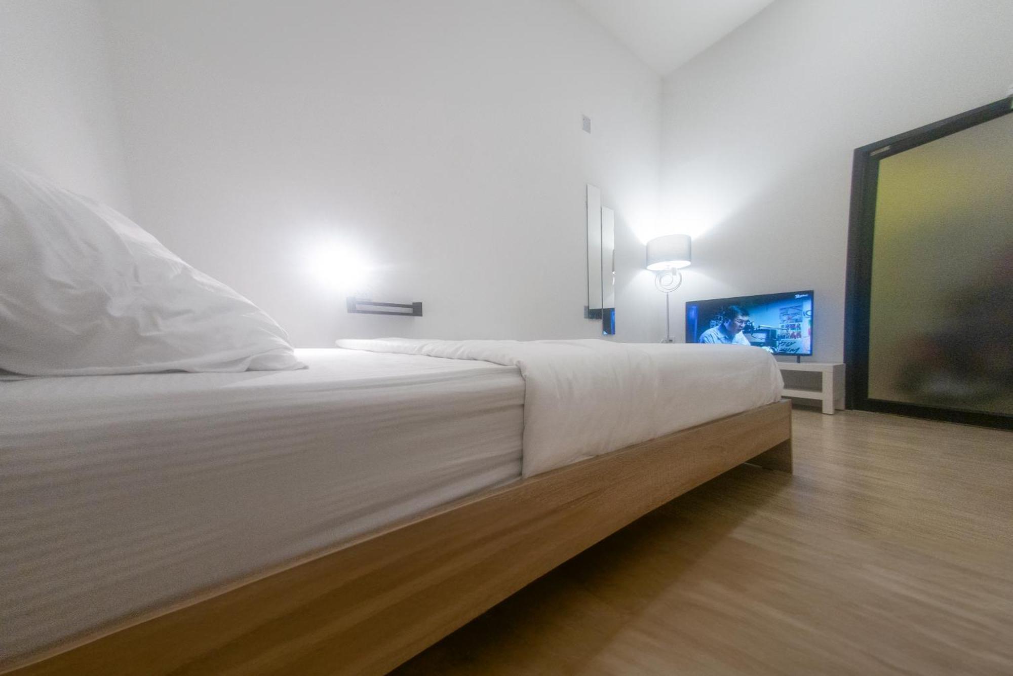 Paknap Hostel Нан Екстериор снимка