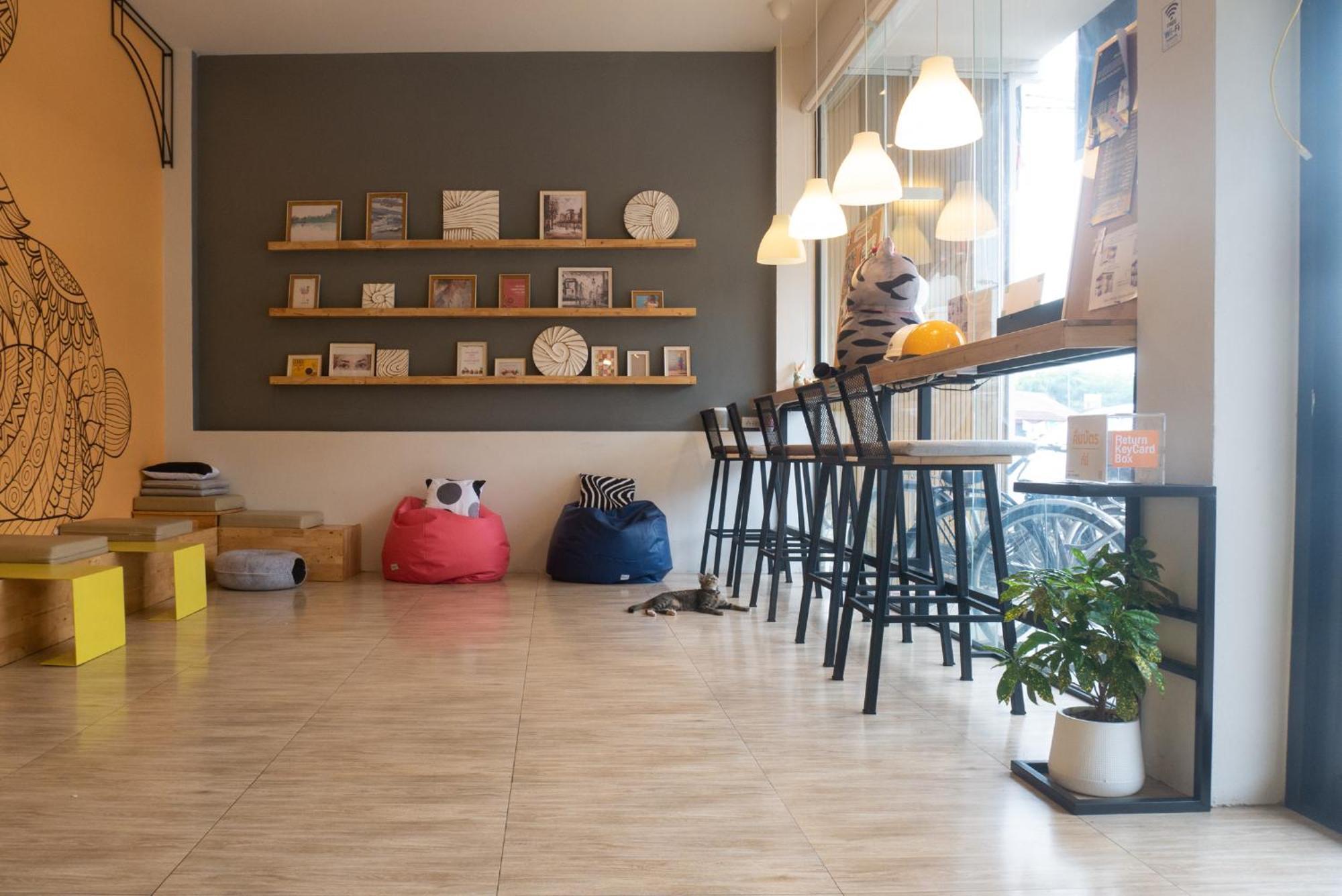 Paknap Hostel Нан Екстериор снимка