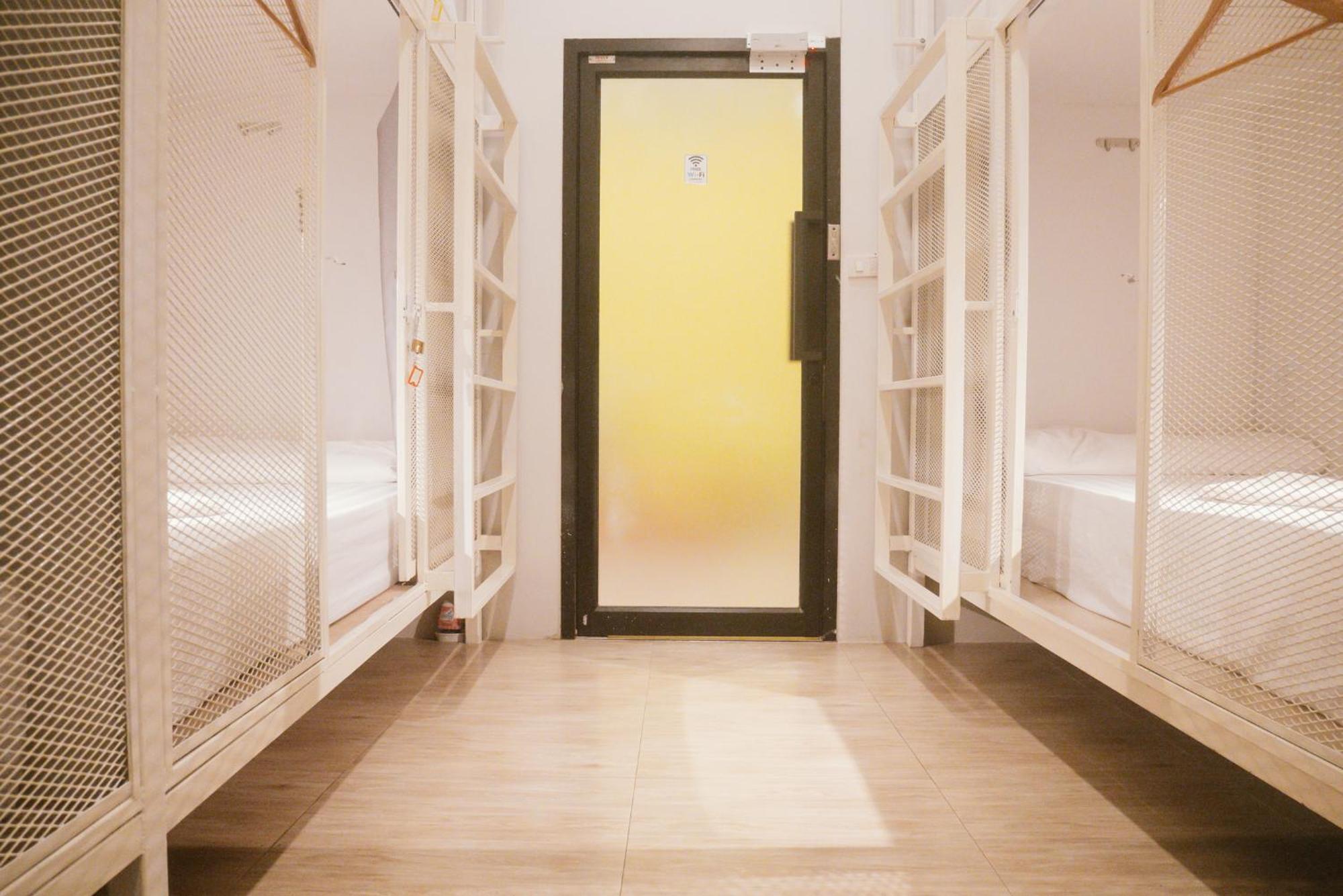 Paknap Hostel Нан Екстериор снимка
